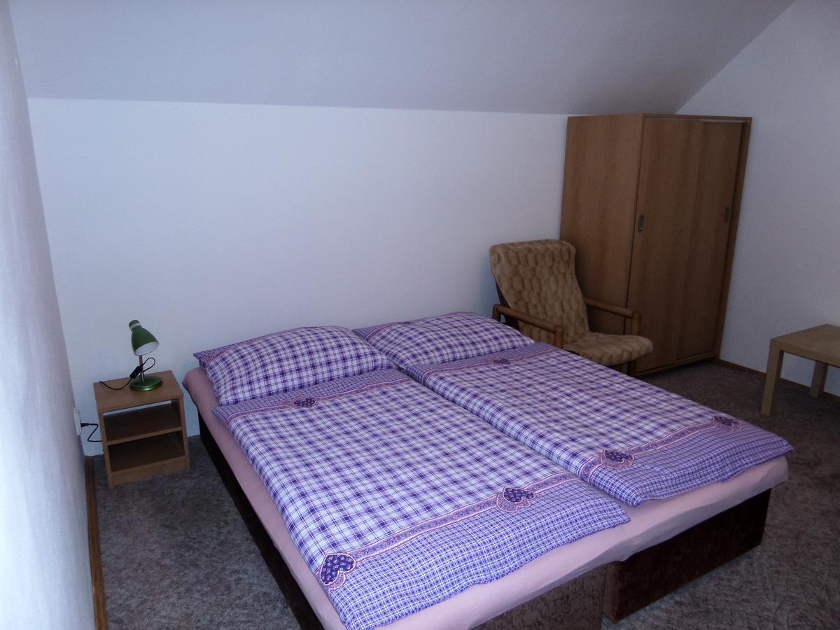 Apartman Svoboda Svoboda nad Upou Bagian luar foto